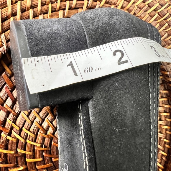 Indigo Clarks Y2K Women's 9M Black Suede Bow Chunky Heel Pump Girly Goth Preppy - Picture 8 of 8